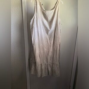 Women’s plus size 2X comfortable khaki and white dress NWOT